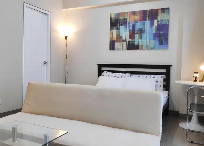 Apartment Palm Tree Near Mnl Airport Terminal 3 By Elr Manila