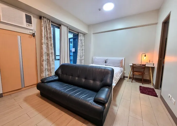 Apartment Palm Tree Near Mnl Airport Terminal 3 By Elr